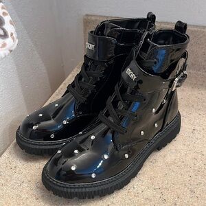 DKNY brand size 5 black zip closure boots- NWT